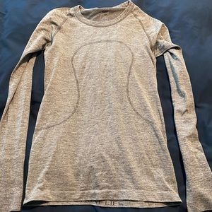 Lululemon sparkly swiftly